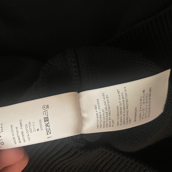 New Givenchy Cotton Logo Sweater (Black and White) - Picture 5 of 6